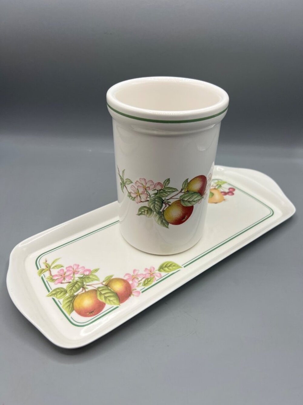 Marks & Spencer's UK Ashberry Stoneware Crock & Sandwich Tray 12x6 Vtg St Michae
